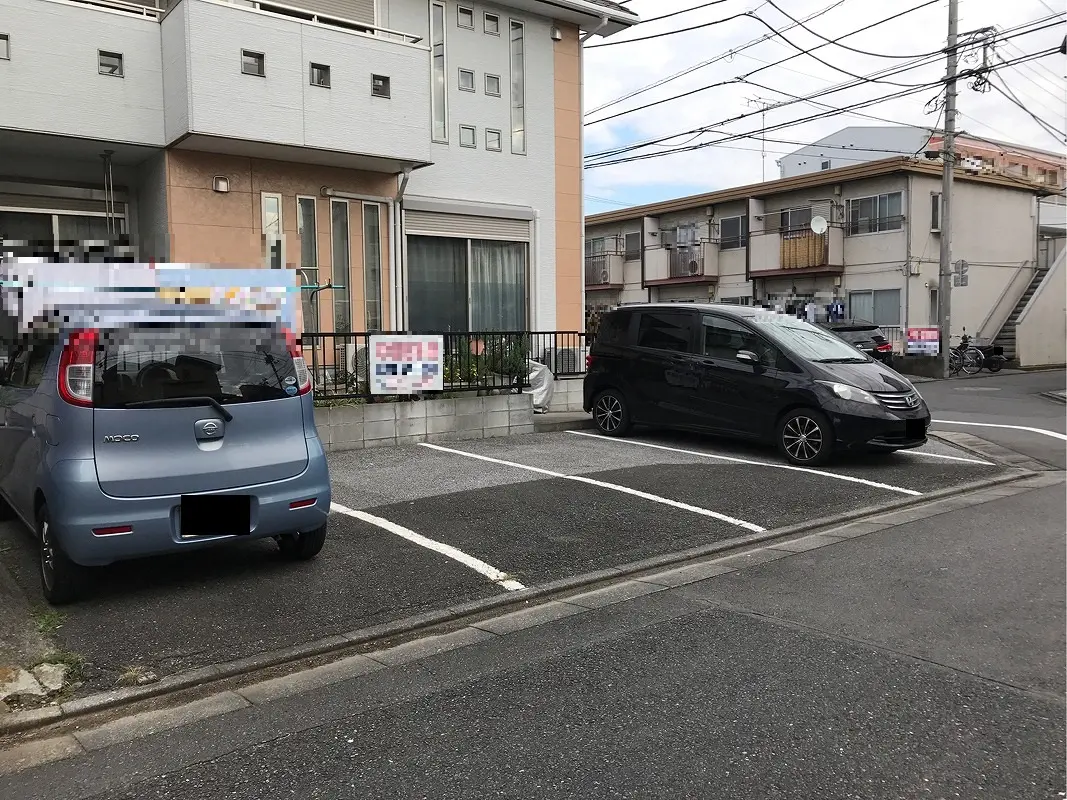 足立区鹿浜３丁目　月極駐車場